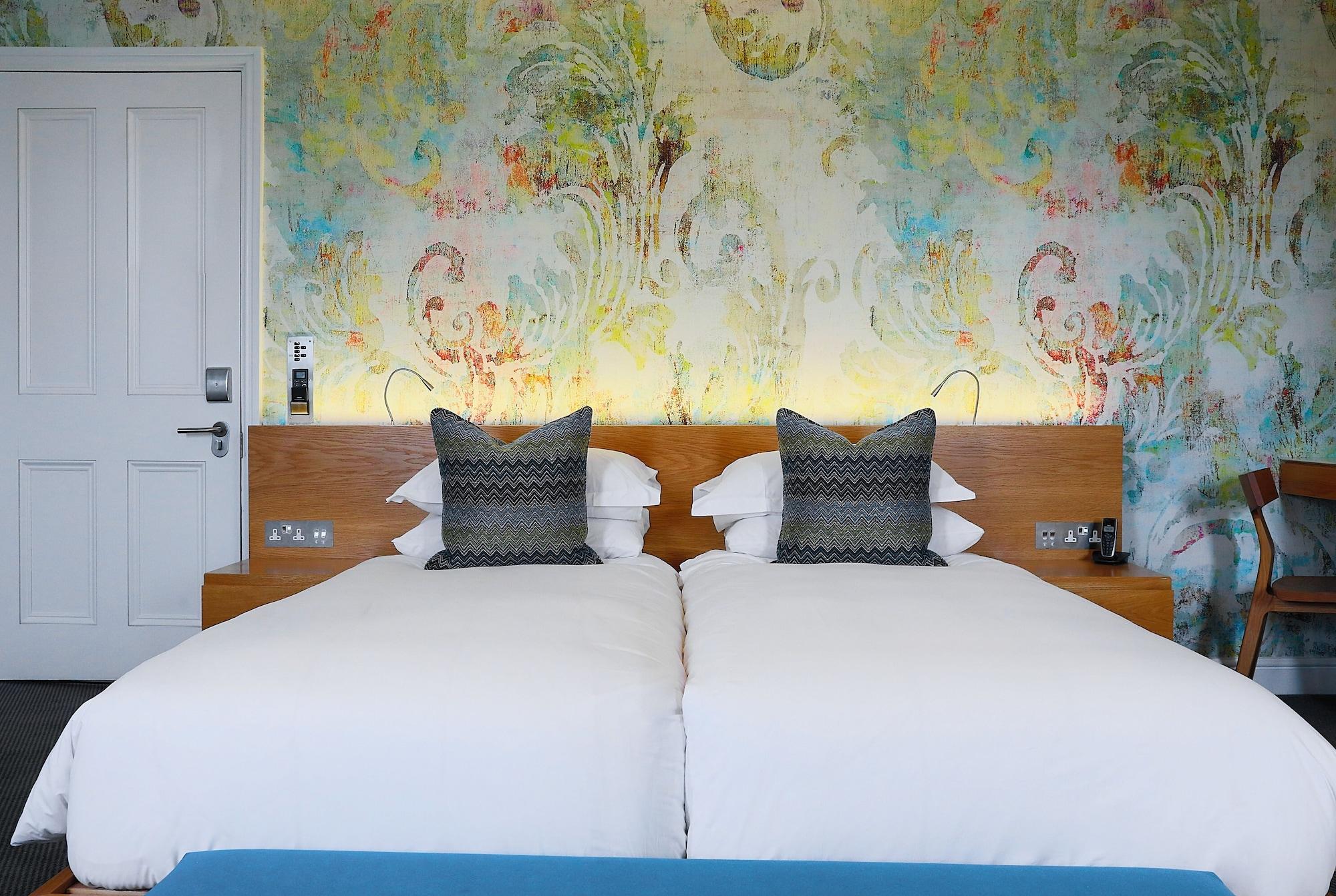 มัลแมซอง เชลเทนแฮม Hotel ภายนอก รูปภาพ