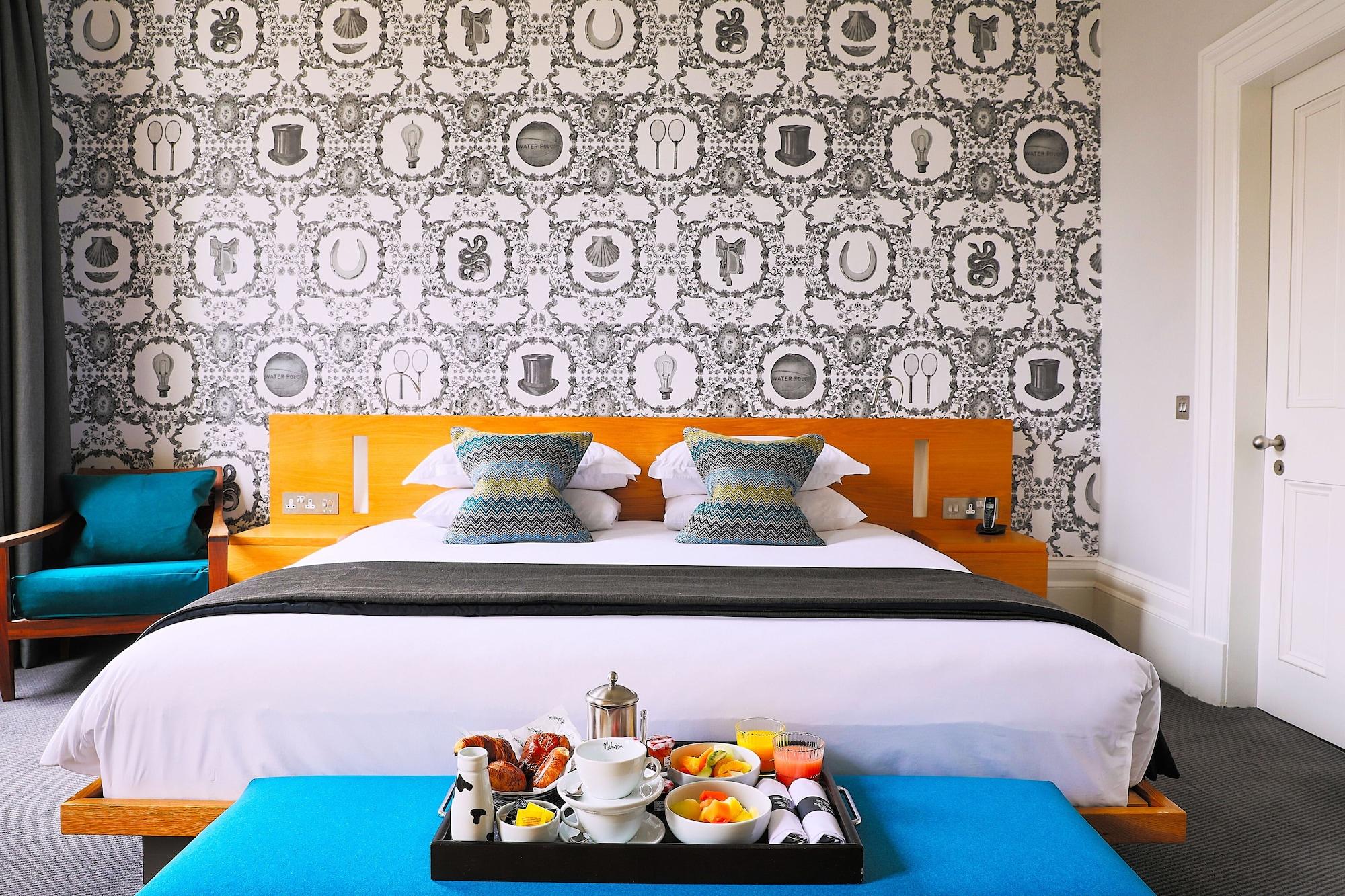 มัลแมซอง เชลเทนแฮม Hotel ภายนอก รูปภาพ