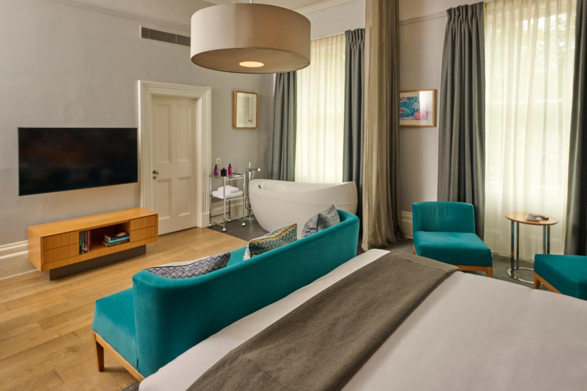 มัลแมซอง เชลเทนแฮม Hotel ภายนอก รูปภาพ